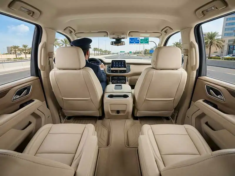 تاكسي الاحمدي من الداخل - مقاعد نظيفة ومريحة